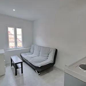 301-studio Au Calme Entierement Renove Antibes